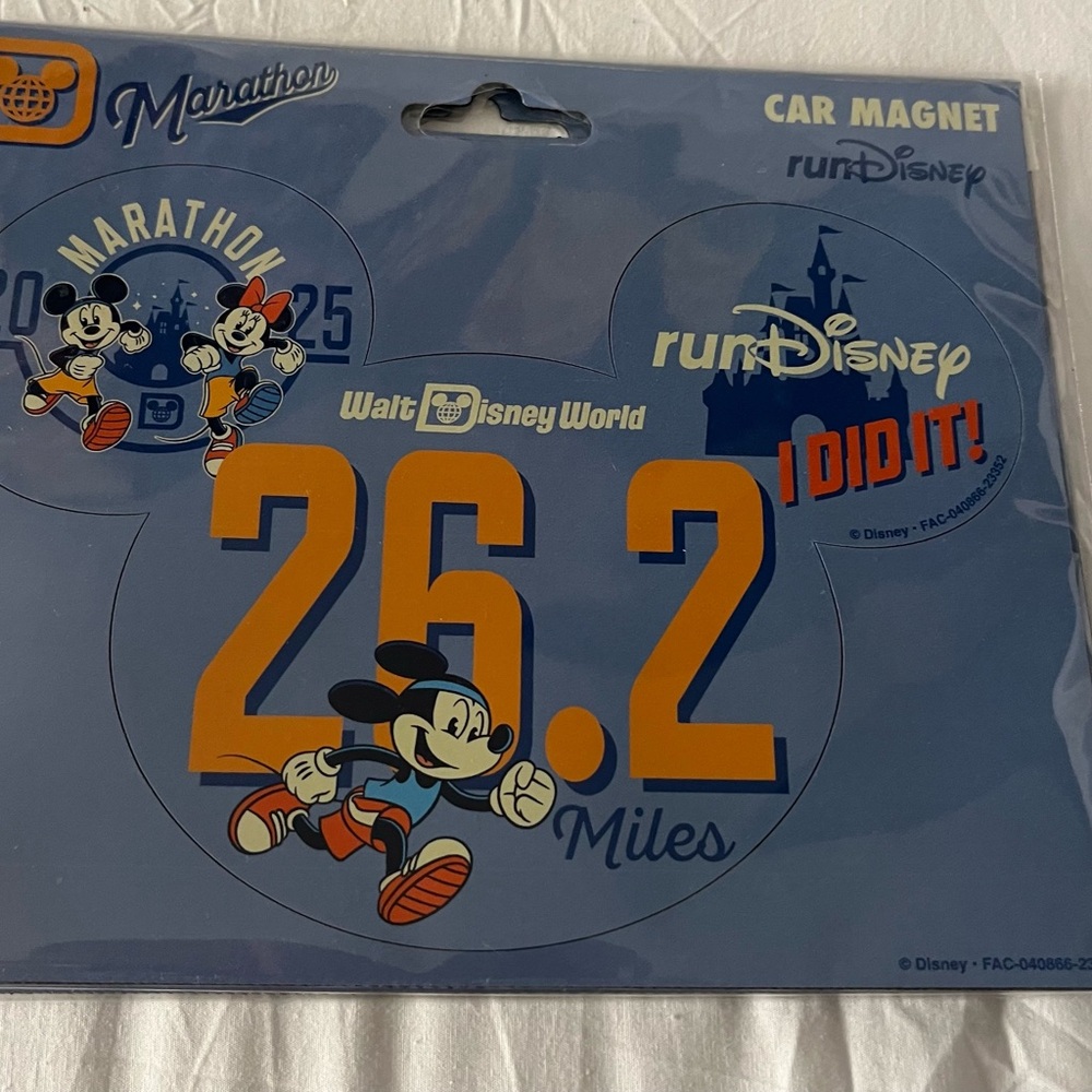 New Disney 2025 Marathon Car Magnet - Blue and Orange "I did it”